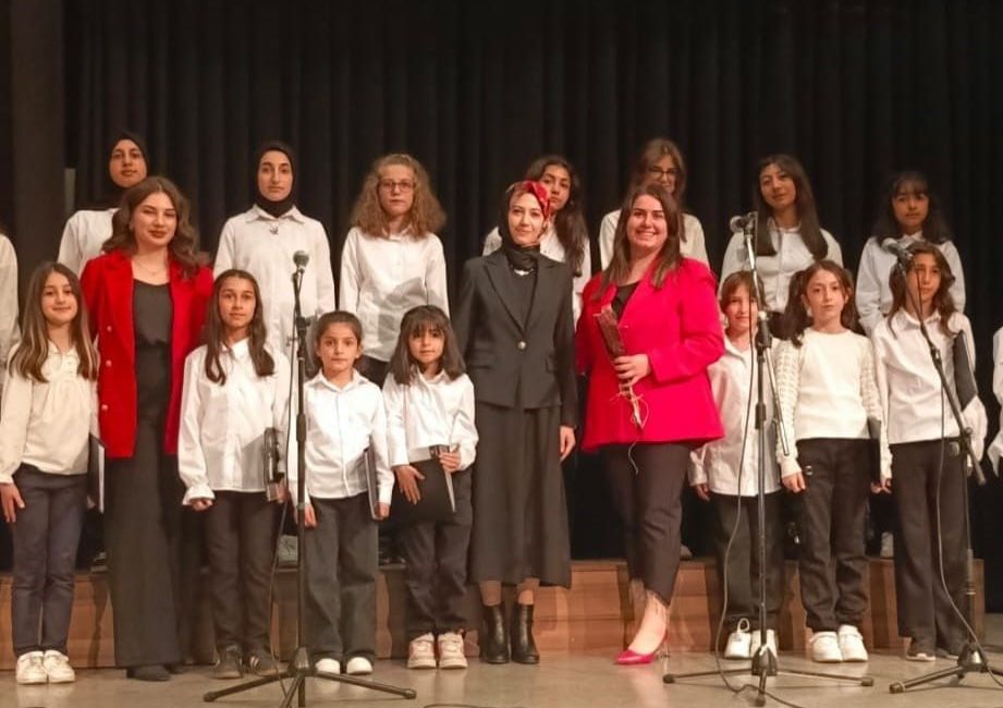 Palandöken Kaymakamlığı’na bağlı Aile Destek Merkezleri tarafından 29 Ekim Cumhuriyet