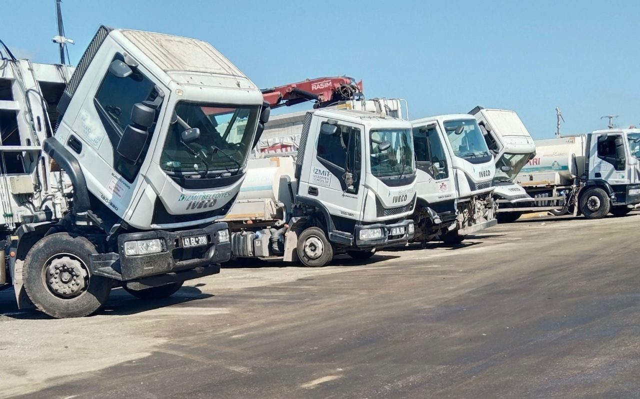 AK Parti İzmit Belediye Meclis Üyesi Köksal Gümüş, İzmit Belediyesi’nin