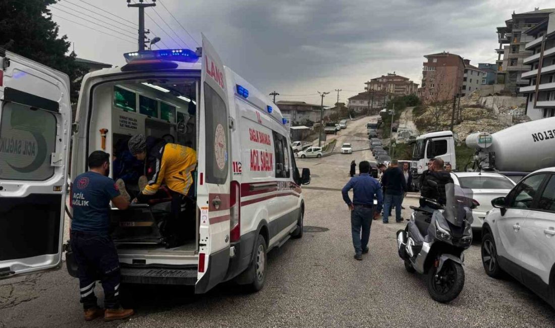 Zonguldak’ın Alaplı ilçesinde direksiyon hakimiyetini kaybeden motosiklet sürücüsü yaralandı. Kaza,