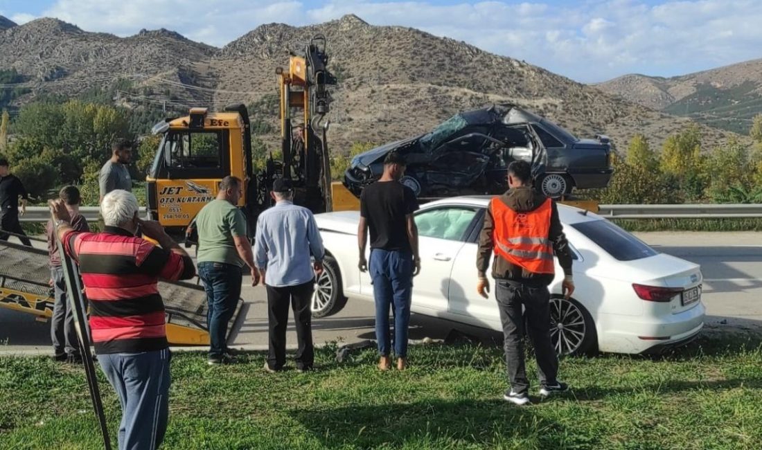 Amasya’da dün iki sivil aracın çarpıştığı kazada yaralanan başpolis Ercan