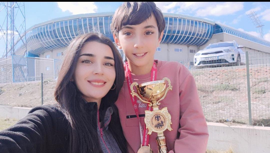 Erzurum’da düzenlenen Okul Sporları Atletizm Yarışmaları kapsamında yapılan Paralimpik 3