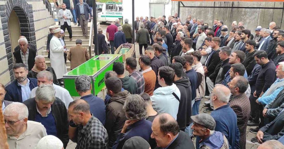 Erzurum’dan Kars’a ördek avlamak için gelen baba, kazara ördek yerine