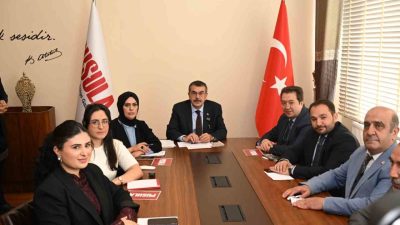 Milli Eğitim Bakanı Yusuf Tekin, zorunlu eğitim süresine ilişkin muhalefetin