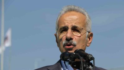 Antalya’da Kepezüstü ve Sanayi Farklı Seviyeli Kavşaklarının açılışı yapıldı. Açılış