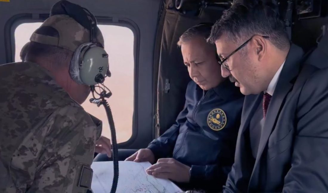 İçişleri Bakanı Ali Yerlikaya, Yüksekova ilçenin Esendere sınırında güvenlik toplantısı