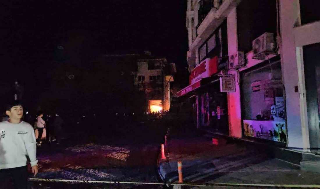 Balıkesir’in Sındırgı ilçesinde meydana gelen 6.1 büyüklüğündeki deprem sonrasında bölgede