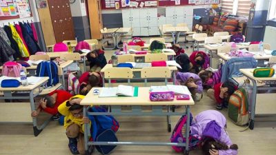 Balıkesir’de, “Yeşil Vatan-Benim Okulum Geleceğe Çare” projesi kapsamında yürütülen Afetler