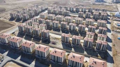 AK Parti Eskişehir İl Başkanı Gürhan Albayrak, Cumhuriyet Halk Partili