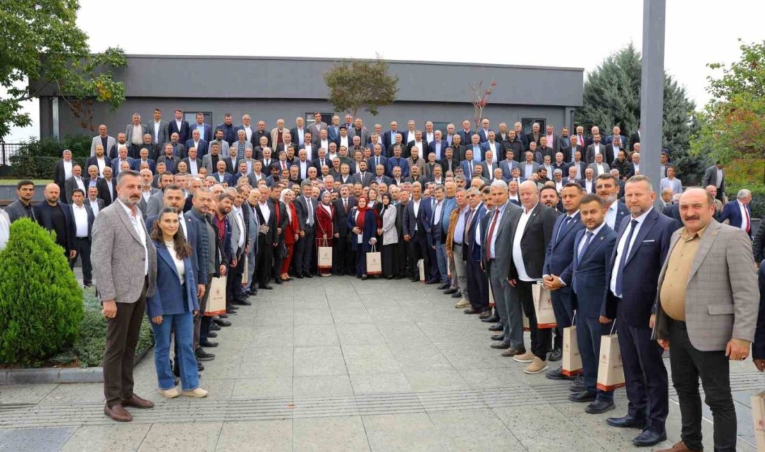 Samsun Büyükşehir Belediyesince düzenlenen “Muhtarlar Günü” programında konuşan Büyükşehir Belediye