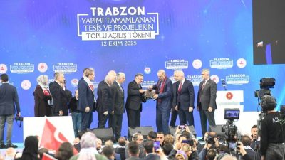 Cumhurbaşkanı Recep Tayyip Erdoğan’ın Trabzon’da gerçekleştirdiği toplu açılış töreninde konuşan