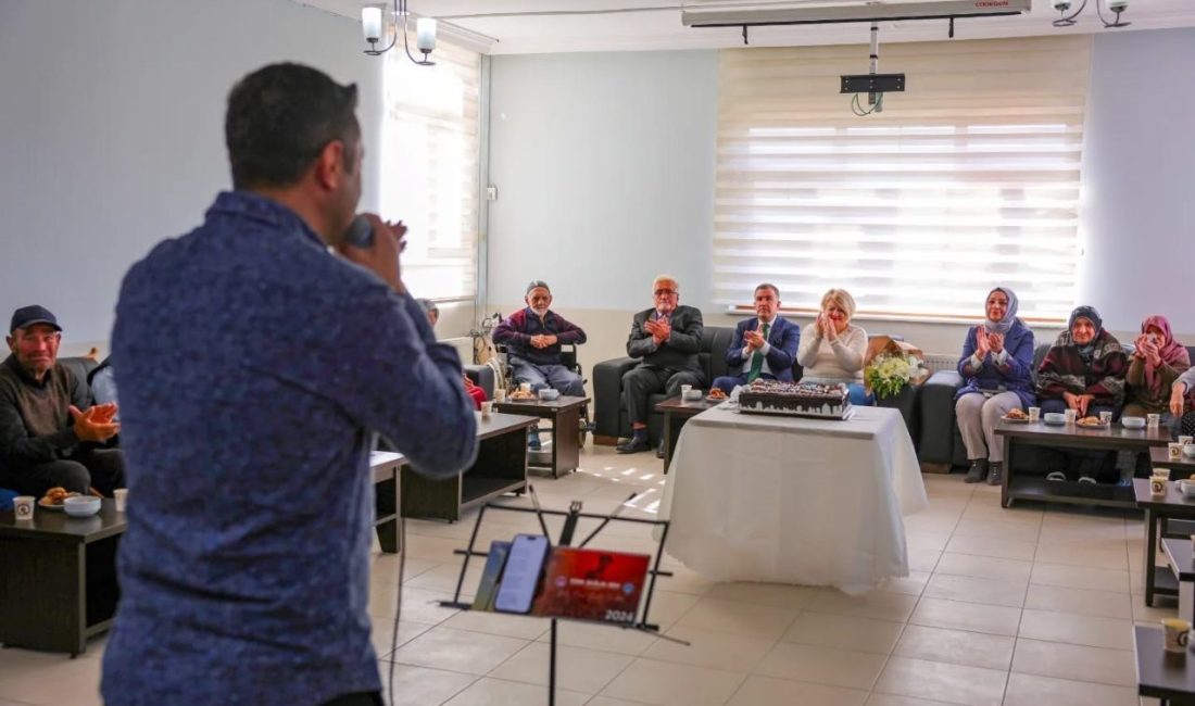 Dünya Yaşlılar Günü dolayısıyla Bayburt Memnune Evsen Huzurevi Yaşlı Bakım