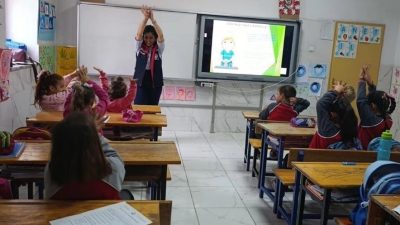 Bayburt İl Tarım ve Orman Müdürlüğü personellerince Yazyurdu İlkokulu öğrencilerine,