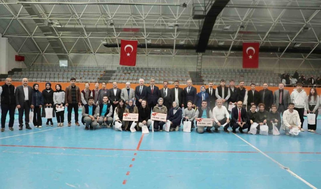 Bayburt Mesleki Eğitim Merkezi tarafından ‘Ahilik’ temasıyla Liseler Arası Bilgi
