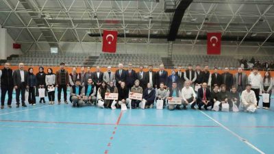 Bayburt Mesleki Eğitim Merkezi tarafından ‘Ahilik’ temasıyla Liseler Arası Bilgi