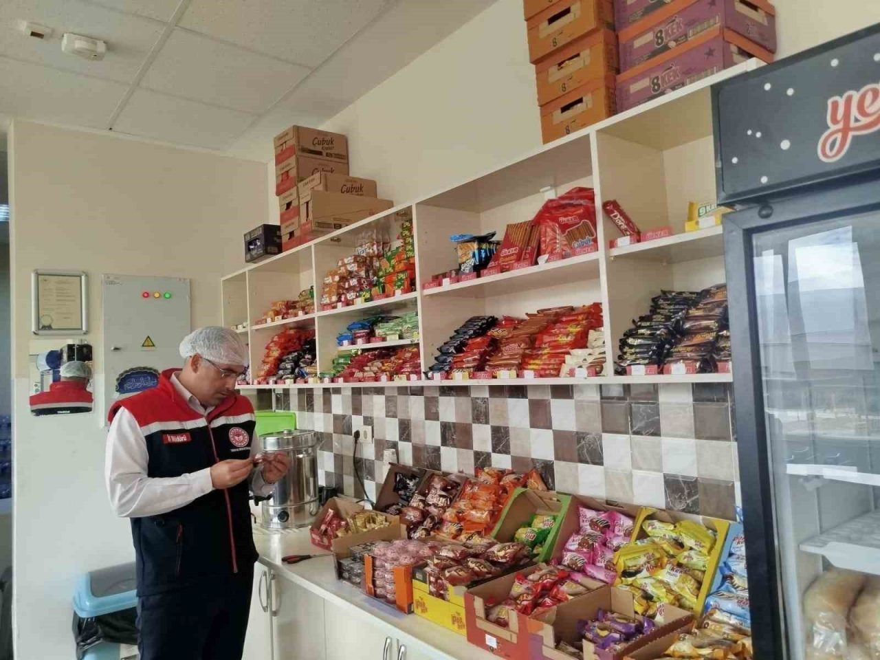 Bayburt’ta öğrencilerin güvenilir ve sağlıklı gıdaya ulaşmalarını sağlamak amacıyla okul