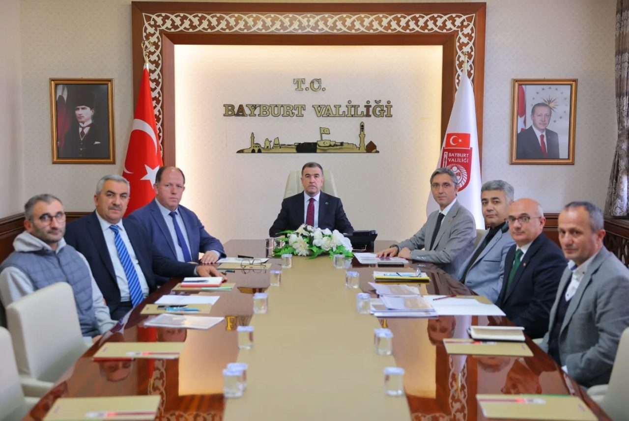 Bayburt Valisi Mustafa Eldivan başkanlığında, il genelinde yürütülen ve planlanan