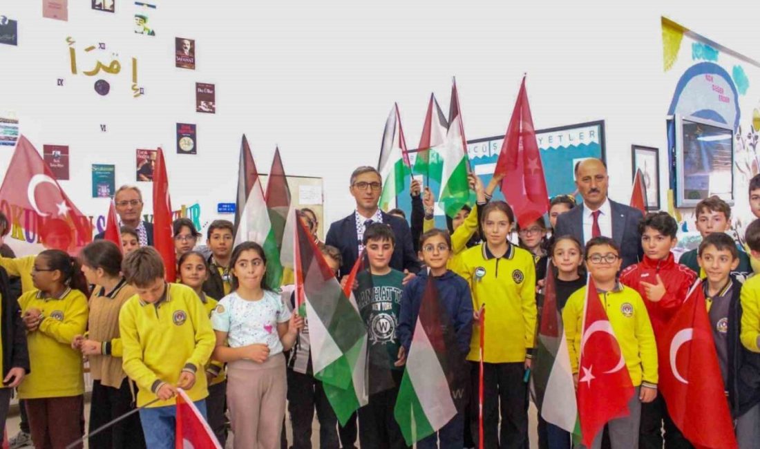 Bayburt’taki tüm okullar, Filistin halkının yaşadığı insanlık dramına sessiz kalmayarak,