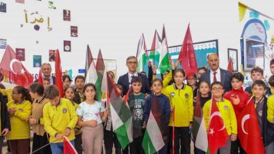 Bayburt’taki tüm okullar, Filistin halkının yaşadığı insanlık dramına sessiz kalmayarak,