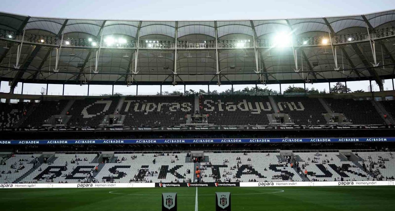 Beşiktaş, 2016 yılının nisan ayında açılan yeni stadında, Süper Lig