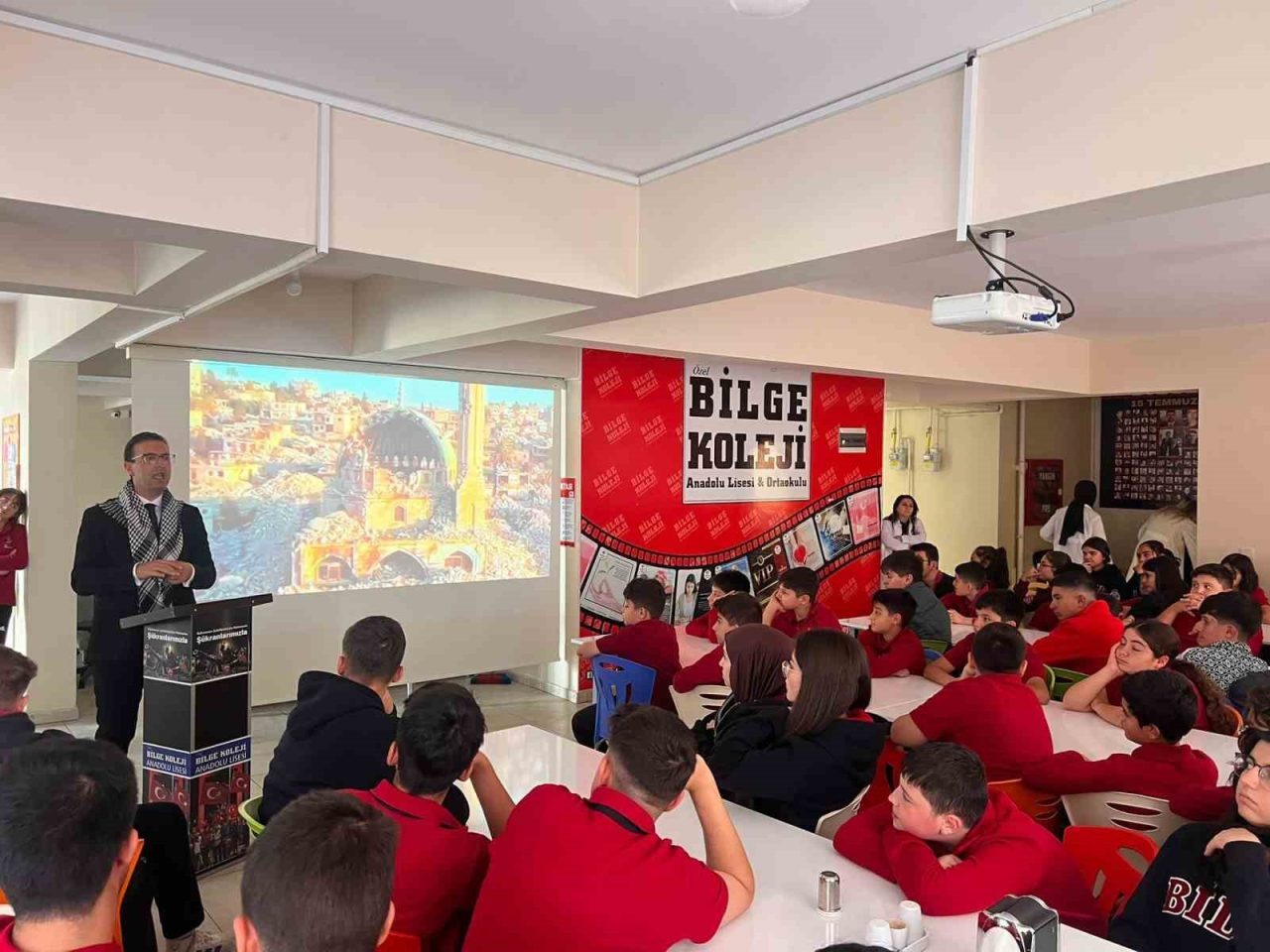 Özel Bilge Koleji öğrencileri, Filistin’de yaşanan katliama dikkat çekmek ve