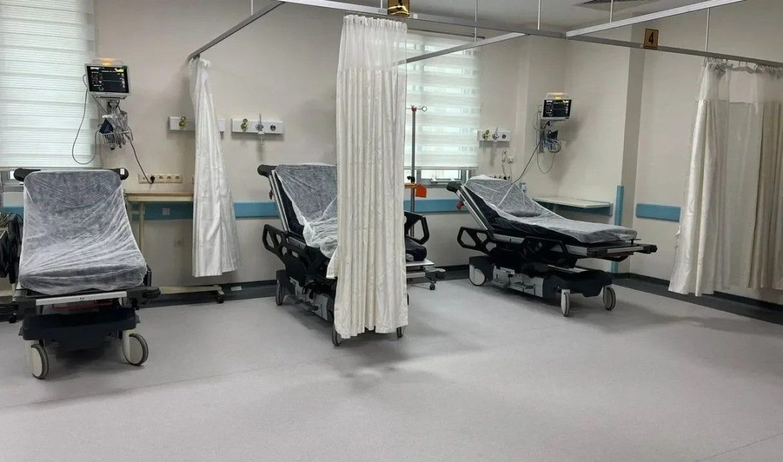 Boyabat Devlet Hastanesi’nde bir süredir devam eden yenileme çalışmalarının sona