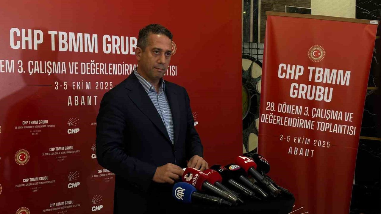 CHP’nin TBMM Grubu Çalışma ve Değerlendirme Toplantısı’nın kapanış programında konuşan