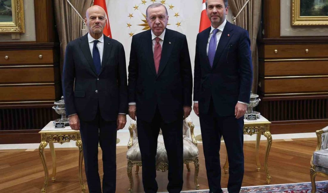 Cumhurbaşkanı Recep Tayyip Erdoğan, İtalya Milli Hidrokarbon Ajansı (ENI) Başkanı