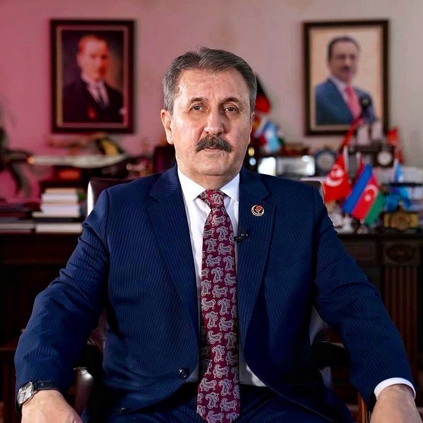 Büyük Birlik Partisi (BBP) Genel Başkanı Mustafa Destici, trafik kazasında