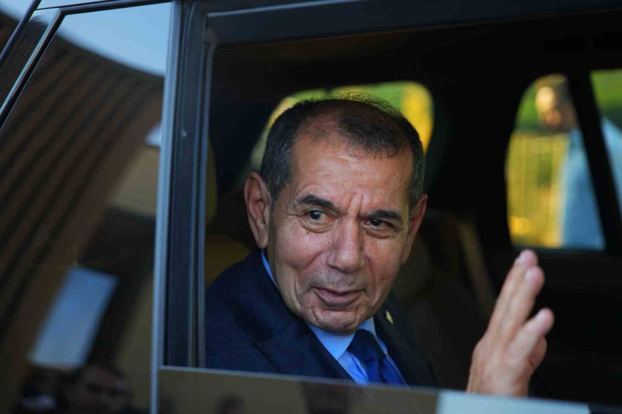 Galatasaray Başkanı Dursun Özbek, Türkiye Futbol Federasyonu’nun (TFF) hakemlerin bahis