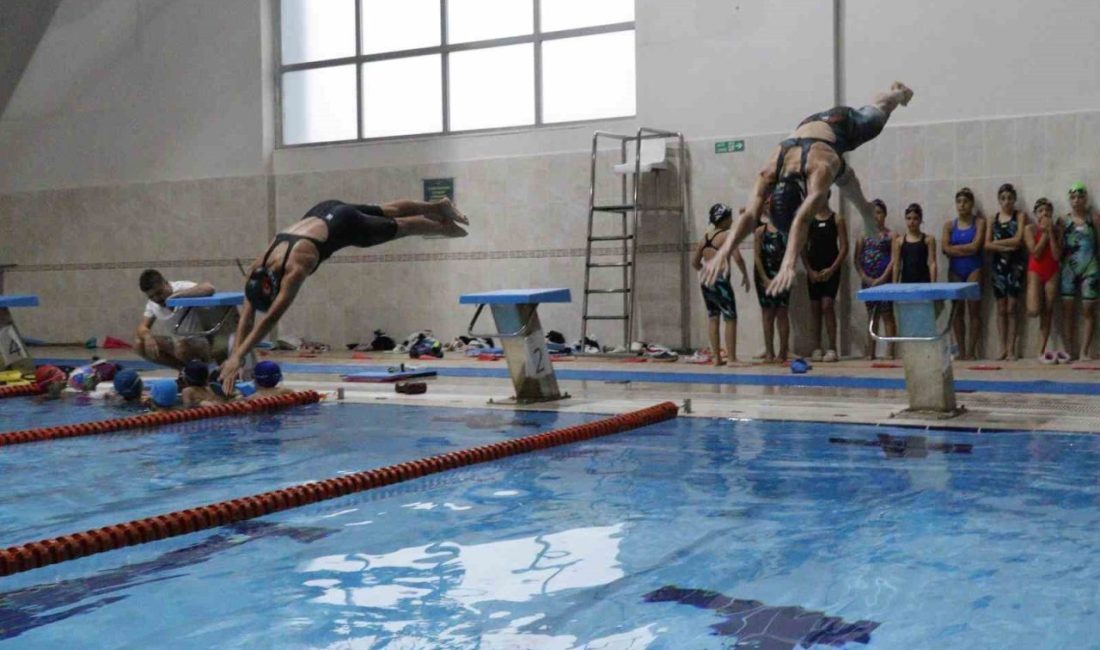 Düzce Belediyesi Spor Akademisi Yüzme Takımı’nın 6-13 yaş grubundaki 25