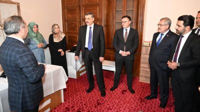 Vali Mustafa Çiftçi, Erzurum Valiliği ve İl Müftülüğü koordinesinde, hafızlığını