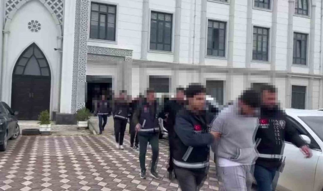 Kocaeli’nin İzmit ilçesinde eğlence mekanında çıkan ve caddeye taşan kavgada