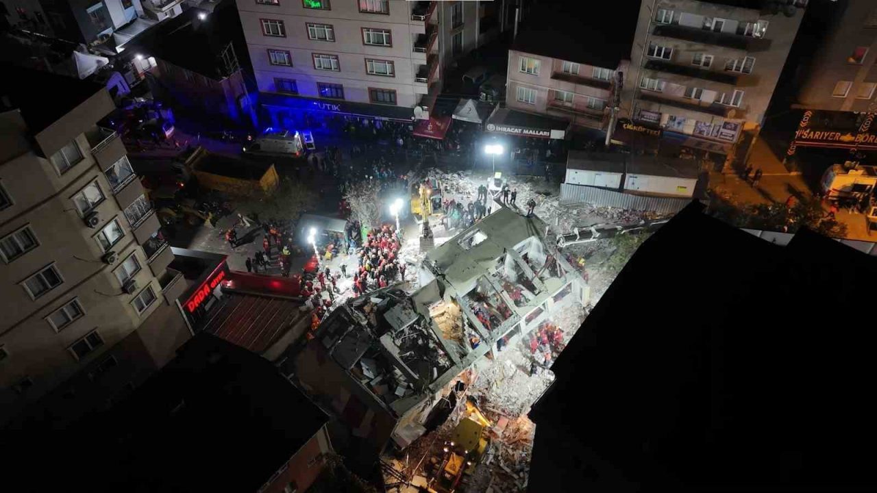 Kocaeli’nin Gebze ilçesinde çöken ve 2 çocuğun cansız bedenine ulaşılan