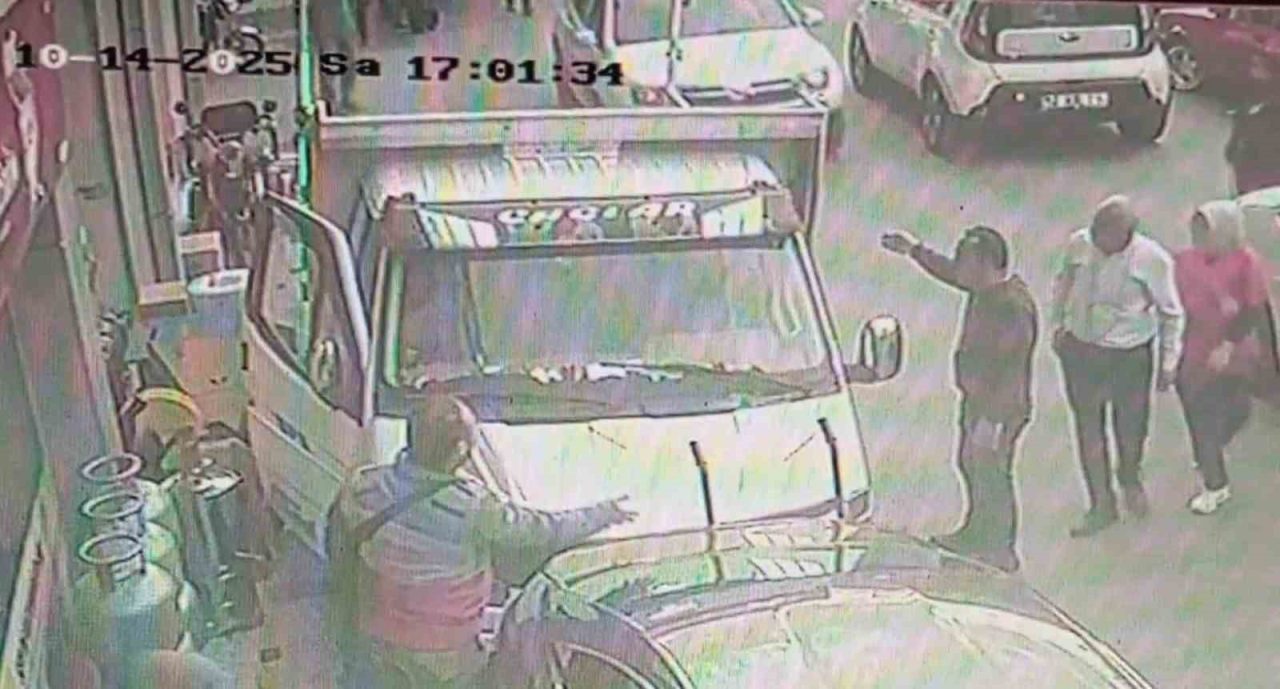 Ordu’nun Ünye ilçesinde epilepsi nöbeti geçiren kamyonet sürücüsü, park halindeki