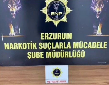 Erzurum’da polis ekiplerinin uyuşturucu tacirleri ve kullanıcılarına yönelik operasyonlarını hız