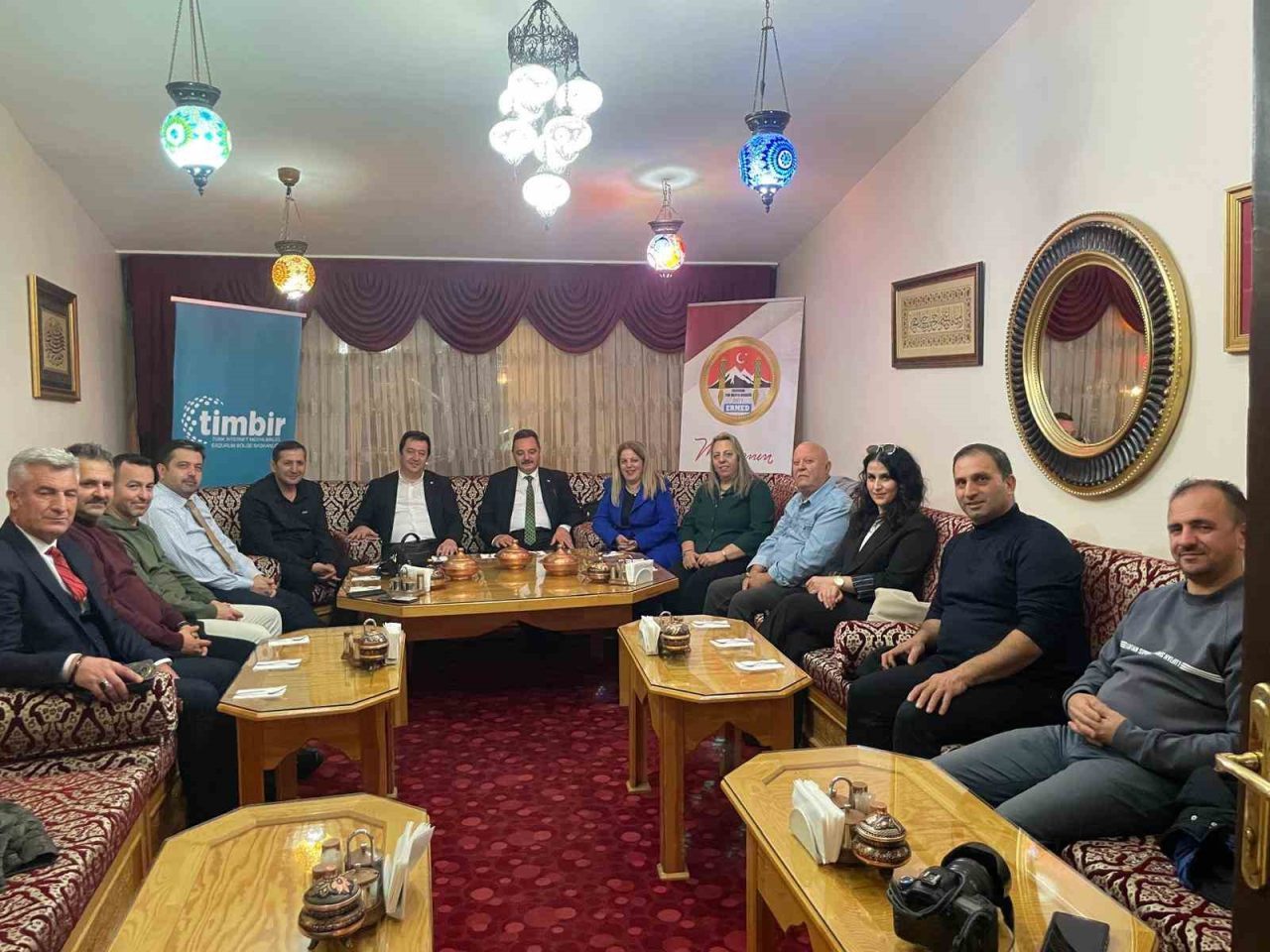 Atatürk Üniversitesi’nde düzenlenen “Yapay Zeka Çağında Yeni Medya ve Habercilik”