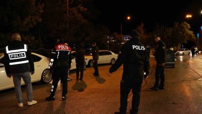 Erzurum’da polis denetim ve uygulamalarına hız verdi. İl Emniyet Müdürü