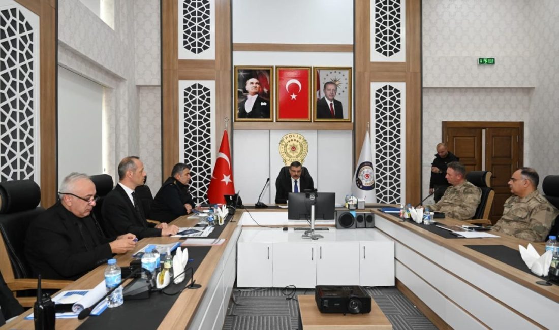 Erzurum Valisi Mustafa Çiftçi, ilin 9 aylık asayiş bilgilerini içeren