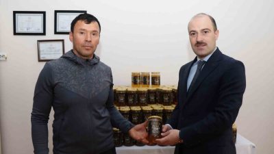 Erzurum’un Şenkaya ilçesine bağlı Doğanköy Mahallesi’nde organik bal üretimi yapan