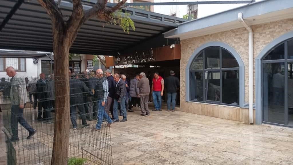 Yalova’da boşanma aşamasındaki eşi tarafından sokak ortasında silahla vurularak öldürülen