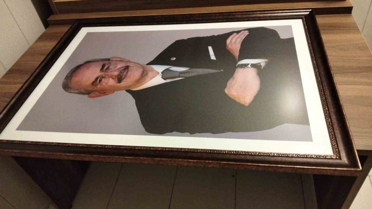 Eskişehir’de uzun yıllar büyükşehir belediye başkanlığı yapan Prof Dr. Yılmaz