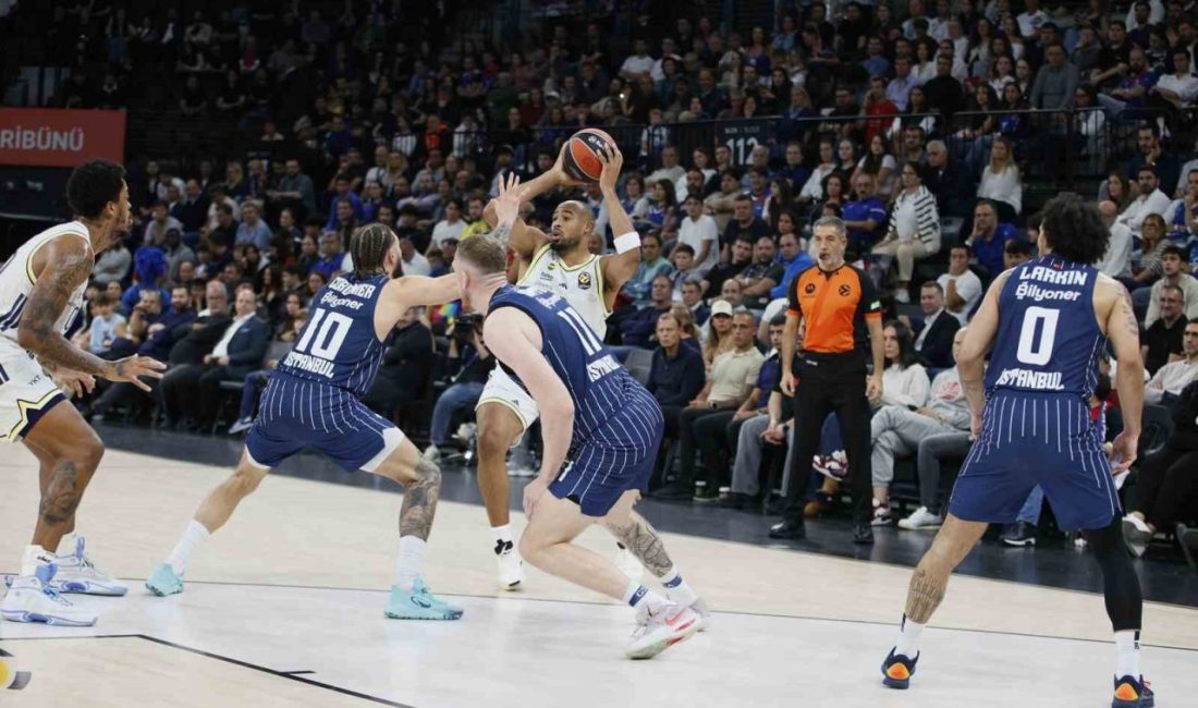 Fenerbahçe Beko, Euroleague’in 6. hafta maçında deplasmanda A. Efes’i 79-69