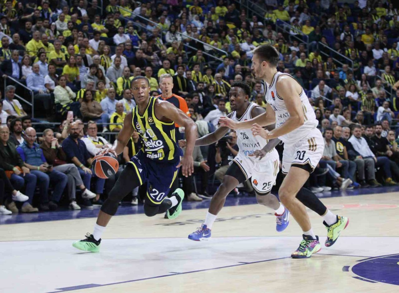 Euroleague 4. hafta maçında Fenerbahçe Beko, sahasında Dubai Basketbol’a 93-69’luk