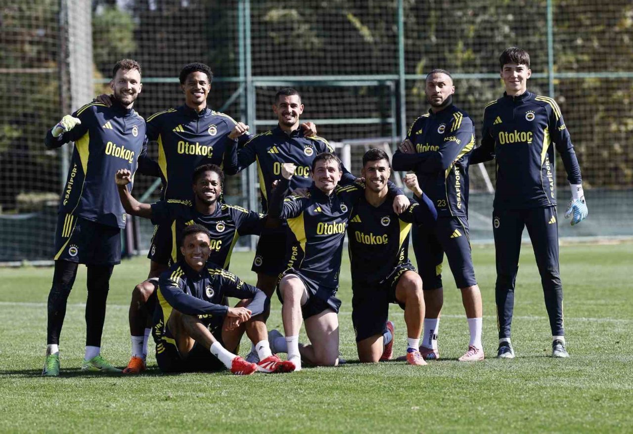 Fenerbahçe, Trendyol Süper Lig’in 9. haftasında sahasında Fatih Karagümrük ile