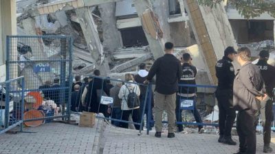 Kocaeli’nin Gebze ilçesinde 5 kişilik aileden 4’ünün hayatını kaybettiği çöken