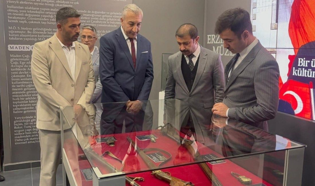 Erzincan’da Cumhuriyetin 102. yılı kapsamında 20. Yüzyıl Savaş Aletleri Sergisi