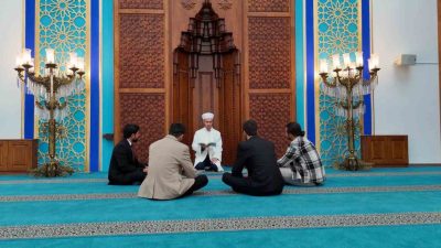 Erzincan’da 2024 yılında kurulan Dini İhtisas Merkezi’nde, Türkiye’nin birçok ilinden