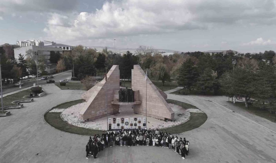 Atatürk Üniversitesi Hava Ulaştırma Kulübü, Cumhuriyetimizin 102. yılı dolayısıyla anlamlı