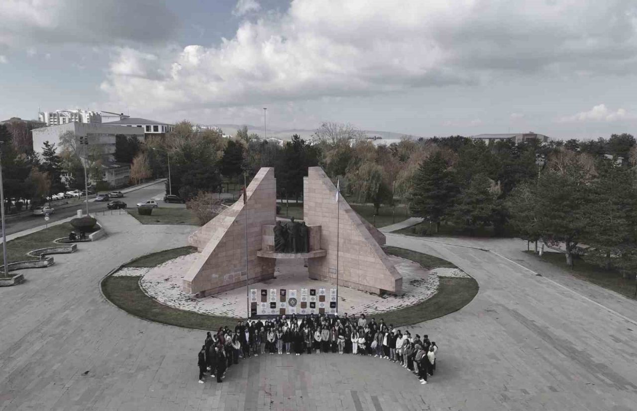 Atatürk Üniversitesi Hava Ulaştırma Kulübü, Cumhuriyetimizin 102. yılı dolayısıyla anlamlı