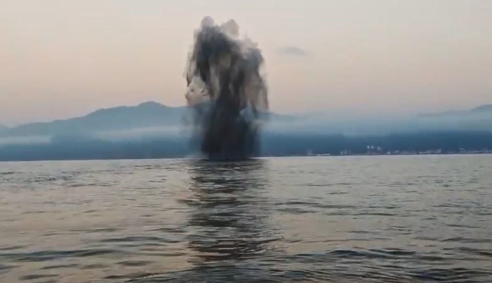 Artvin’in Hopa ilçesi açıklarında sabah balıkçılar tarafından bulunan ve patlayıcı